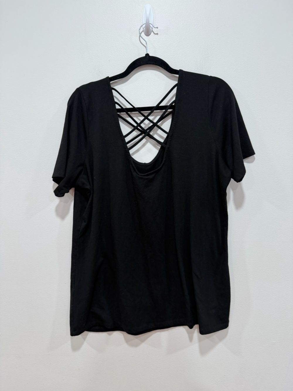 Torrid Black Criss Cross Front Top Plus Size Short Sleeve Stretch Tee 2 (2x) - Picture 5 of 6